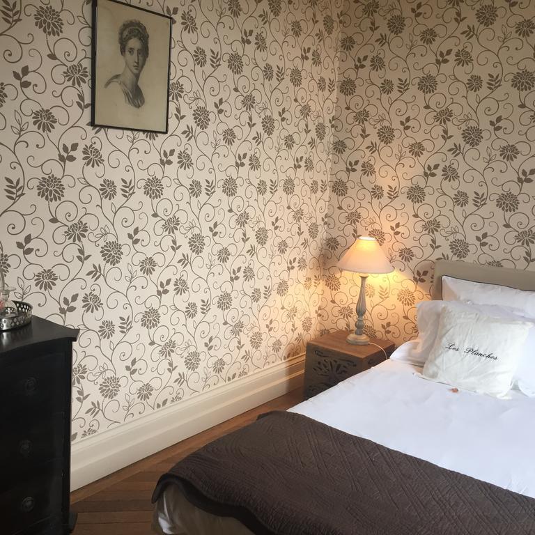 Le Manoir De Benedicte B&B Cahan Εξωτερικό φωτογραφία