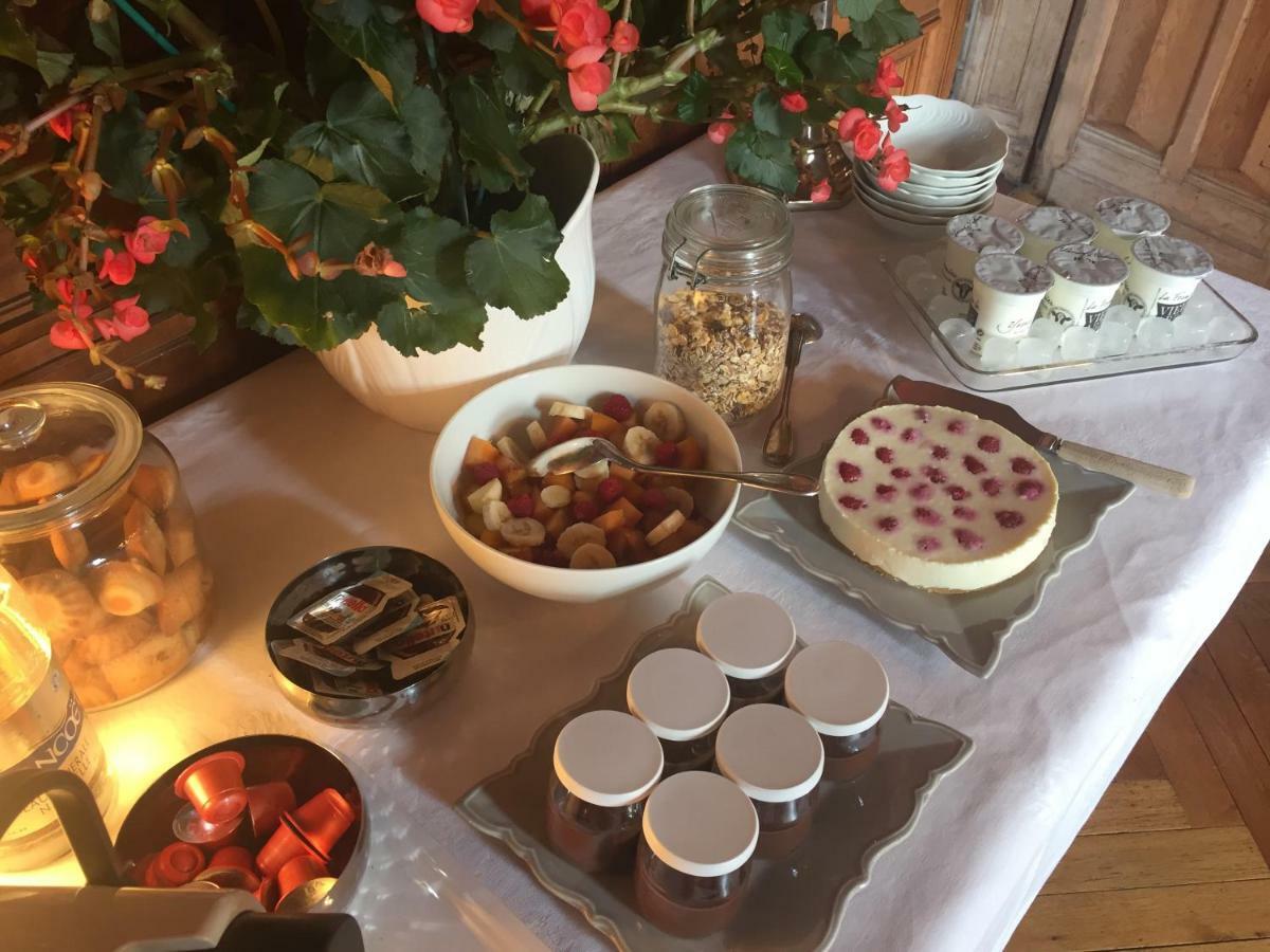 Le Manoir De Benedicte B&B Cahan Εξωτερικό φωτογραφία