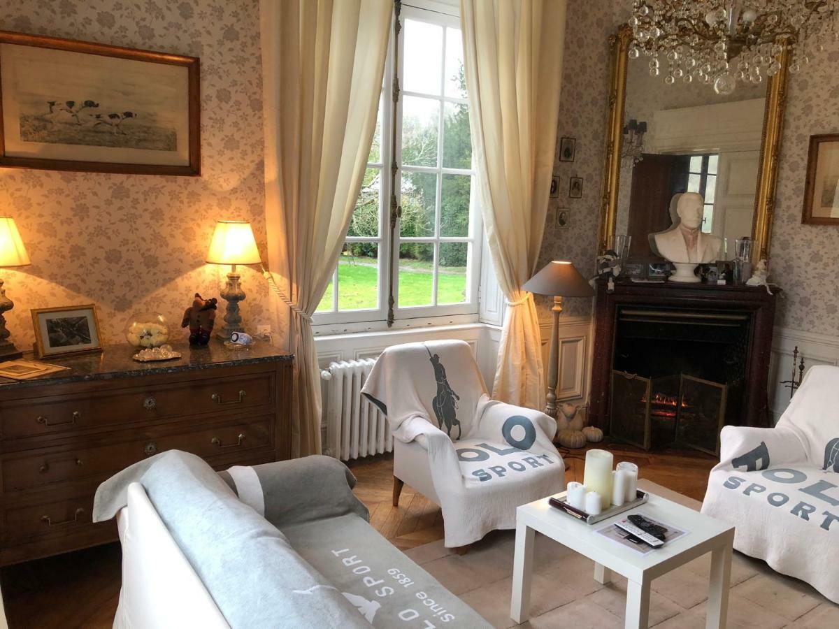 Le Manoir De Benedicte B&B Cahan Εξωτερικό φωτογραφία